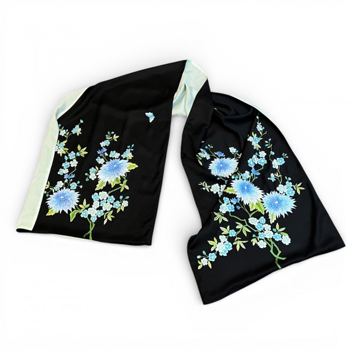 Khăn lụa 2 mặt đen thêu hoa cúc xanh 55*200 cm